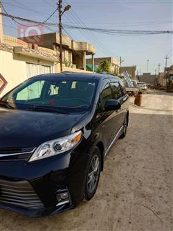 تويوتا سيينا